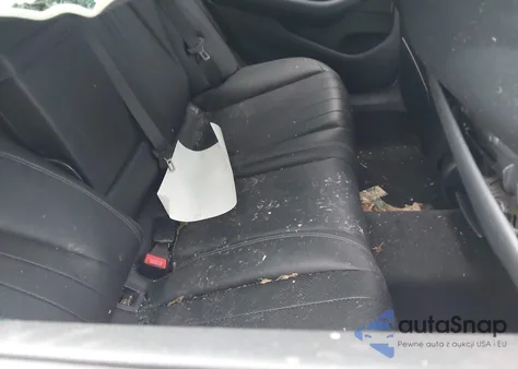 2017 Mercedes-Benz E 300 4Matic из США, поврежденный, VIN WDDZF4KB3HA012683